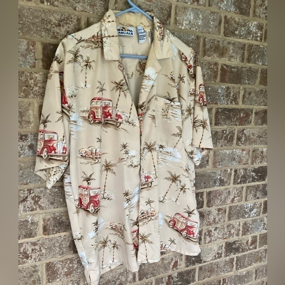 Sun Casuals  Men’s Vintage Car Shirt Size Large Woody Wagon Beachy - Picture 3 of 7